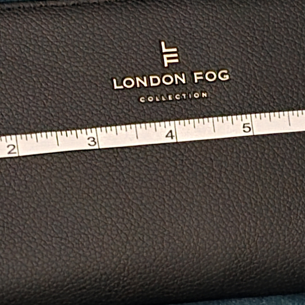 London Fog Black Pebble-Grain Zip Wallet with Gold Logo - Picture 9 of 12